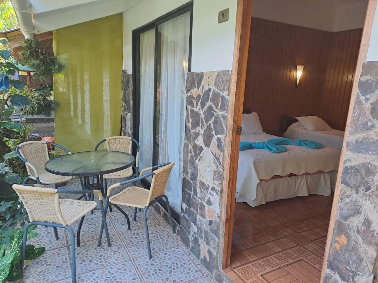Hostal Avareipua Hanga Roa Kültér fotó
